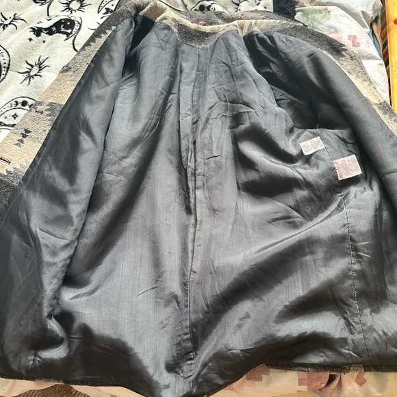 Women's Men’s Aztec Tribal Alpaca Wool Black and Gray Patterned Coat M L XL - Picture 9 of 13